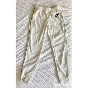 White Nike Joggers